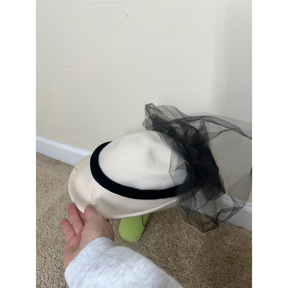 Betmar Hat Ivory Cream & Black Velvet Tulle & Brooch Vintage Wool Dress Fancy main image 10
